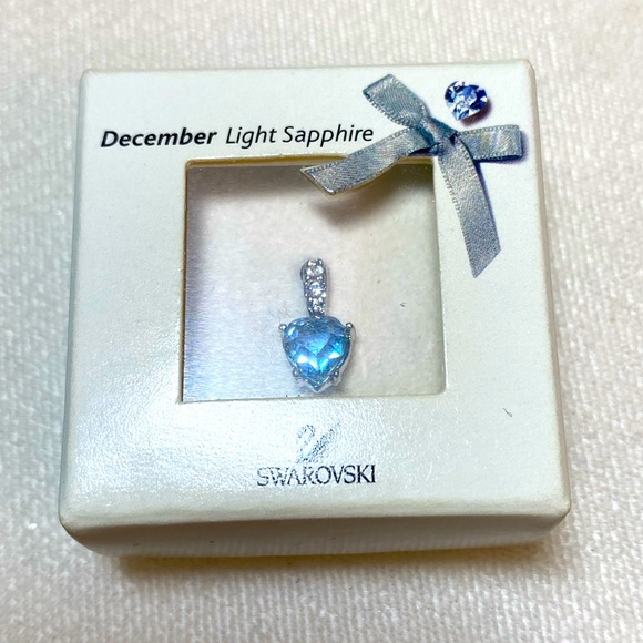 Swarovski light sapphire crystal heart - Picture 2 of 11